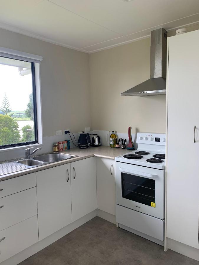 Te Kopuru Peaceful Riverfront Cottage In Small Northland Town מראה חיצוני תמונה